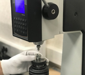 Hardness Measurement Machine